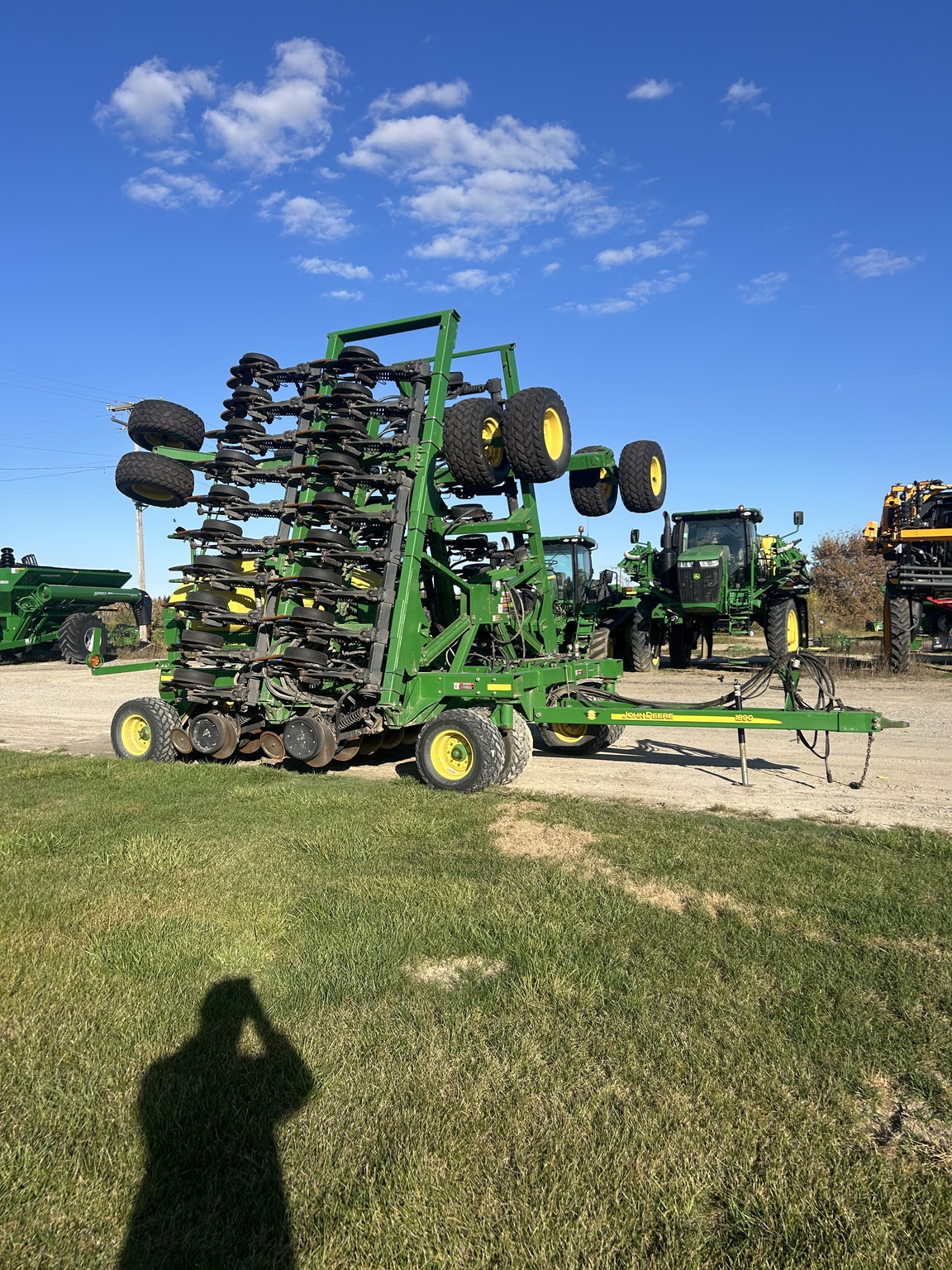 2004 John Deere 1890 Image 1