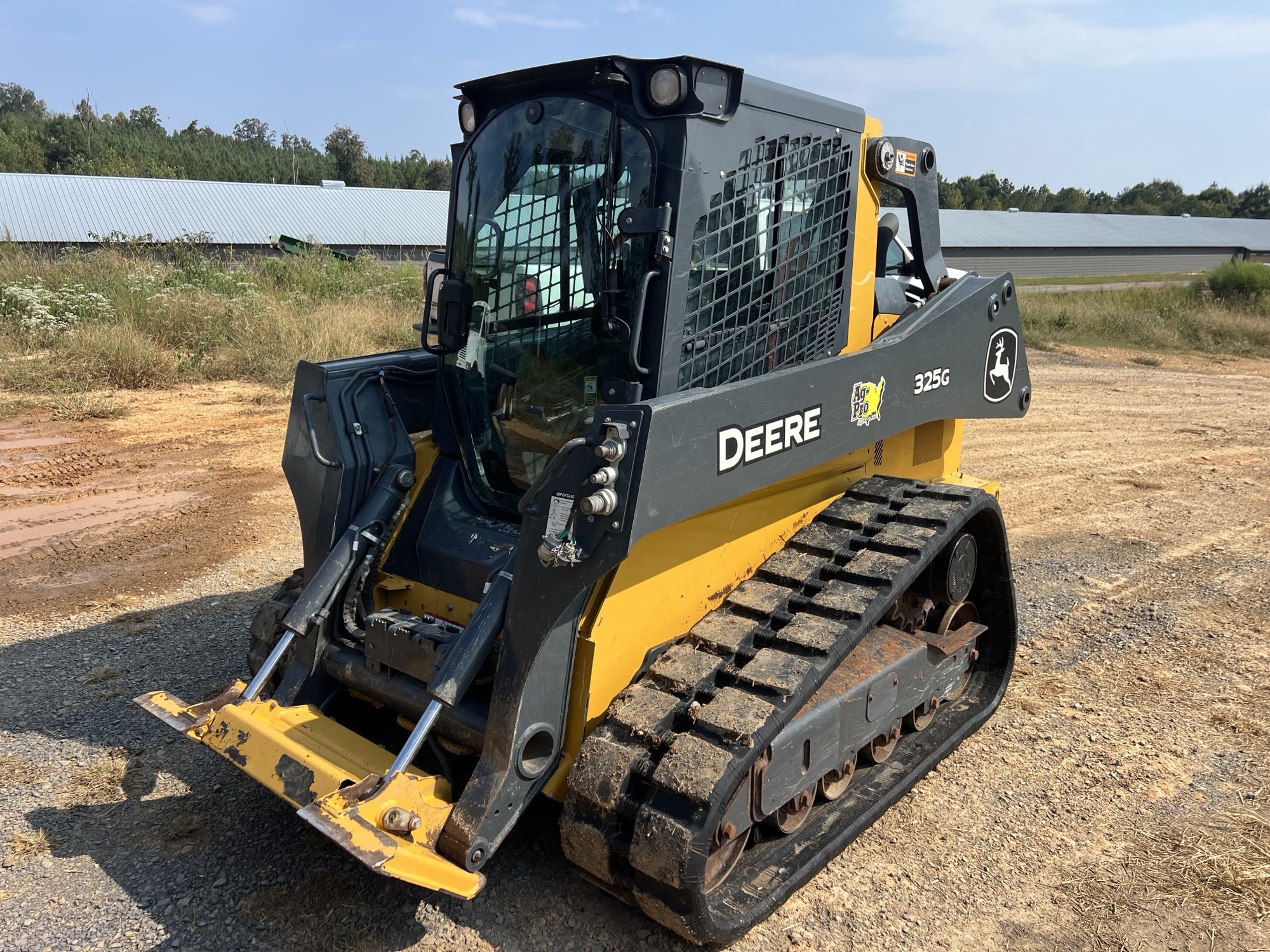 2022 John Deere 325G Image 1