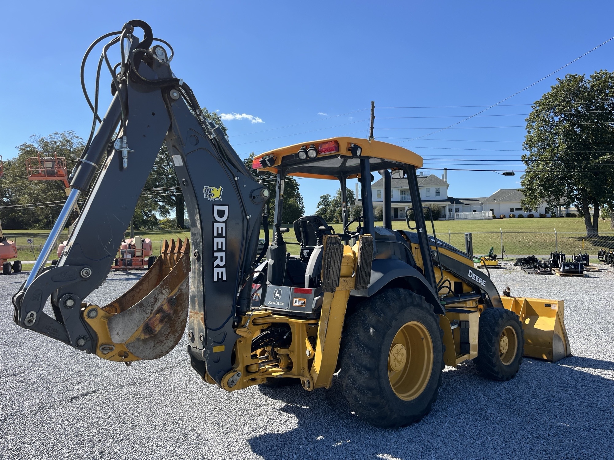 2021 John Deere 310SL HL Image 4