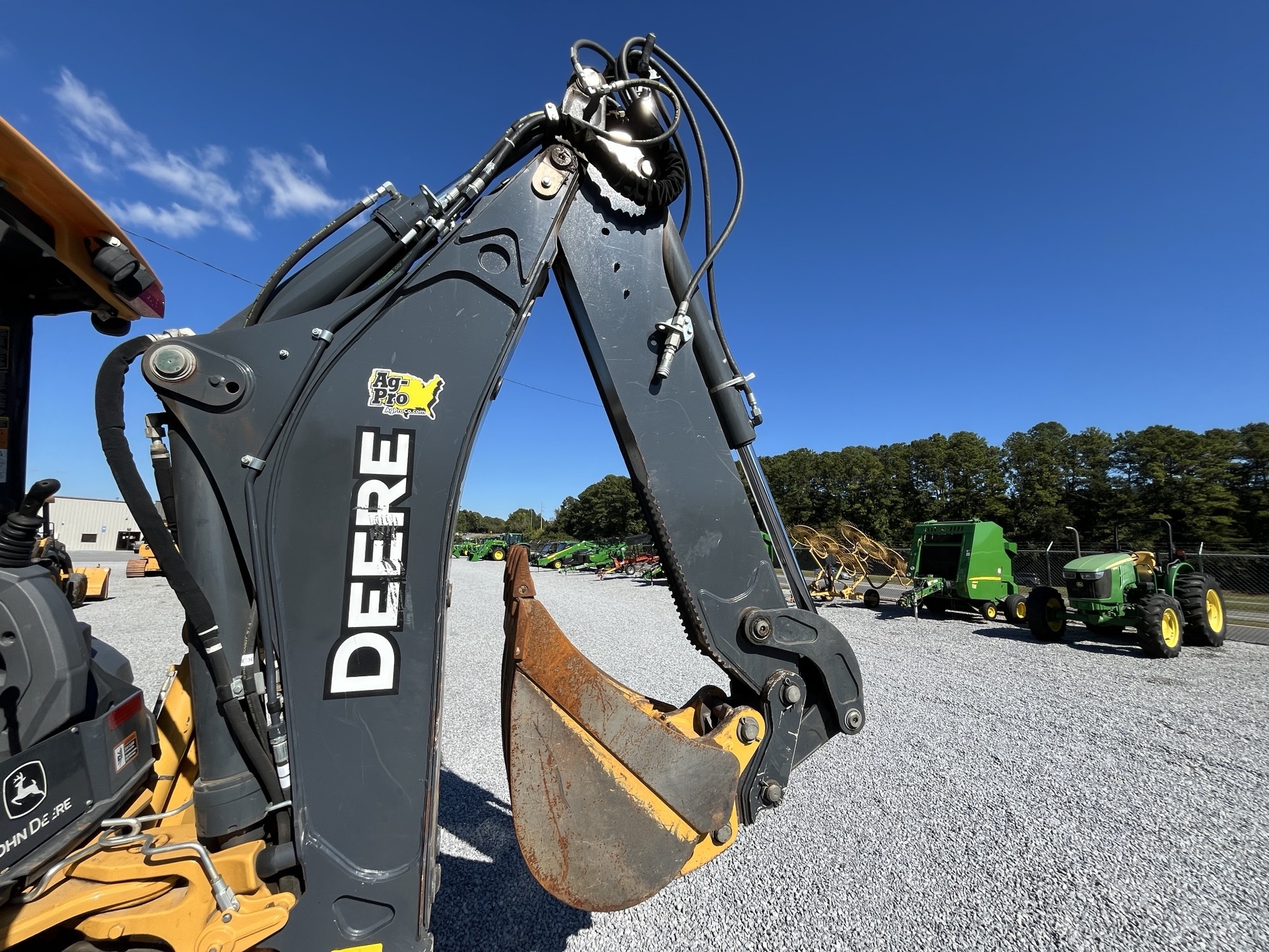 2021 John Deere 310SL HL Image 6
