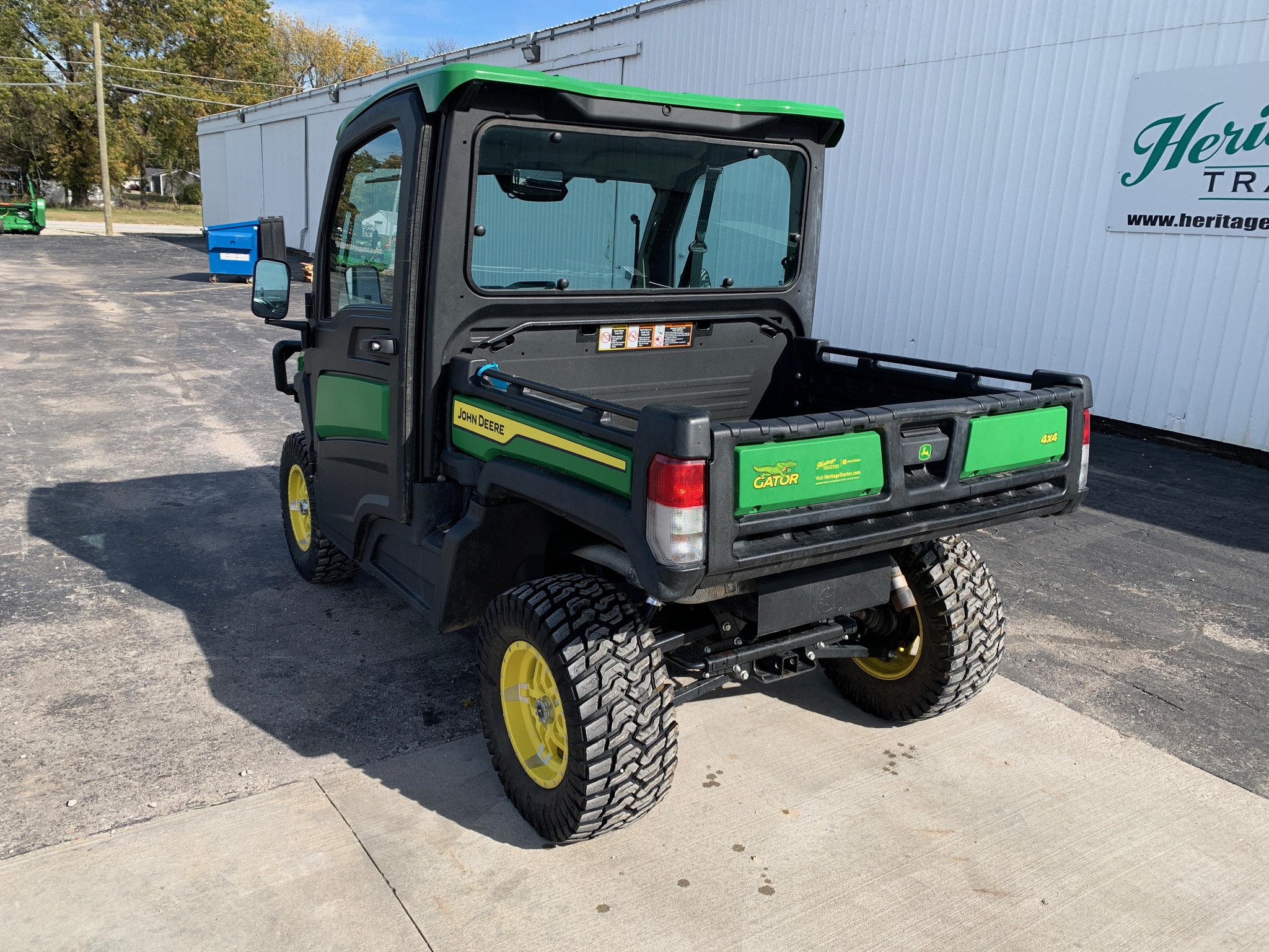  2023 John Deere XUV 835R at Heritage Tractor in Lamar, MO