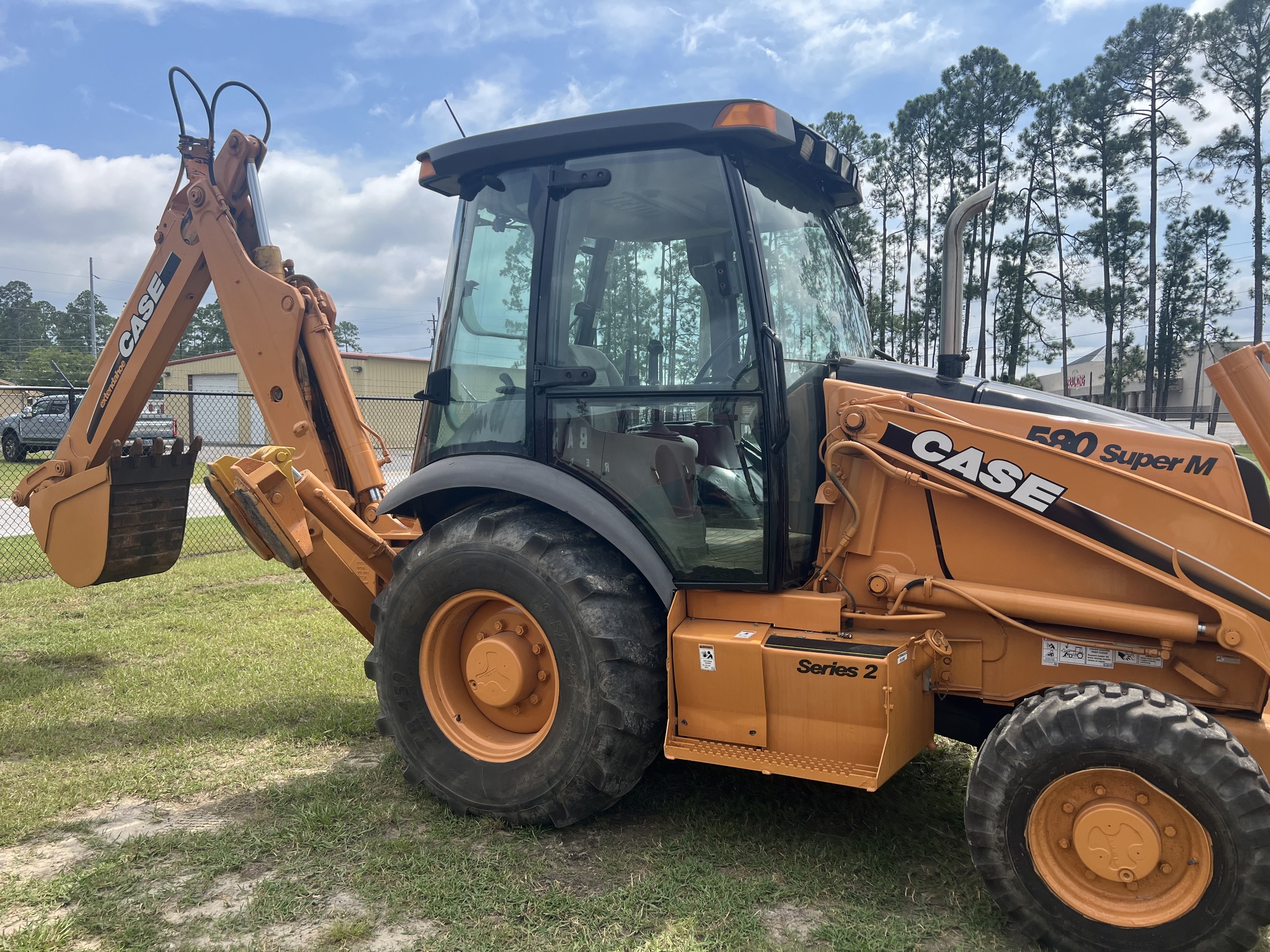 Case 580 Super M Backhoe Image 2