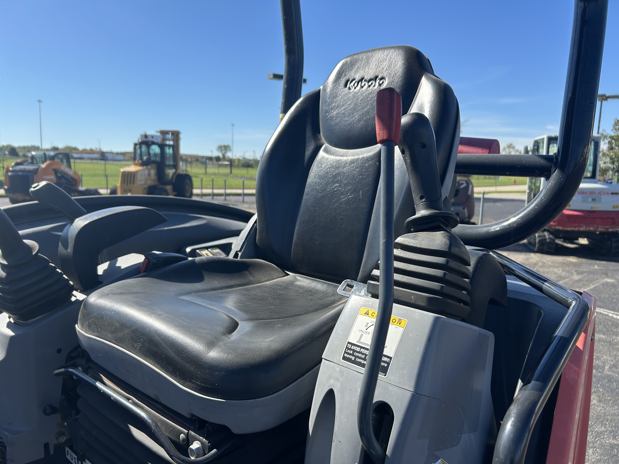 2019 Kubota KX040-4 Image 12