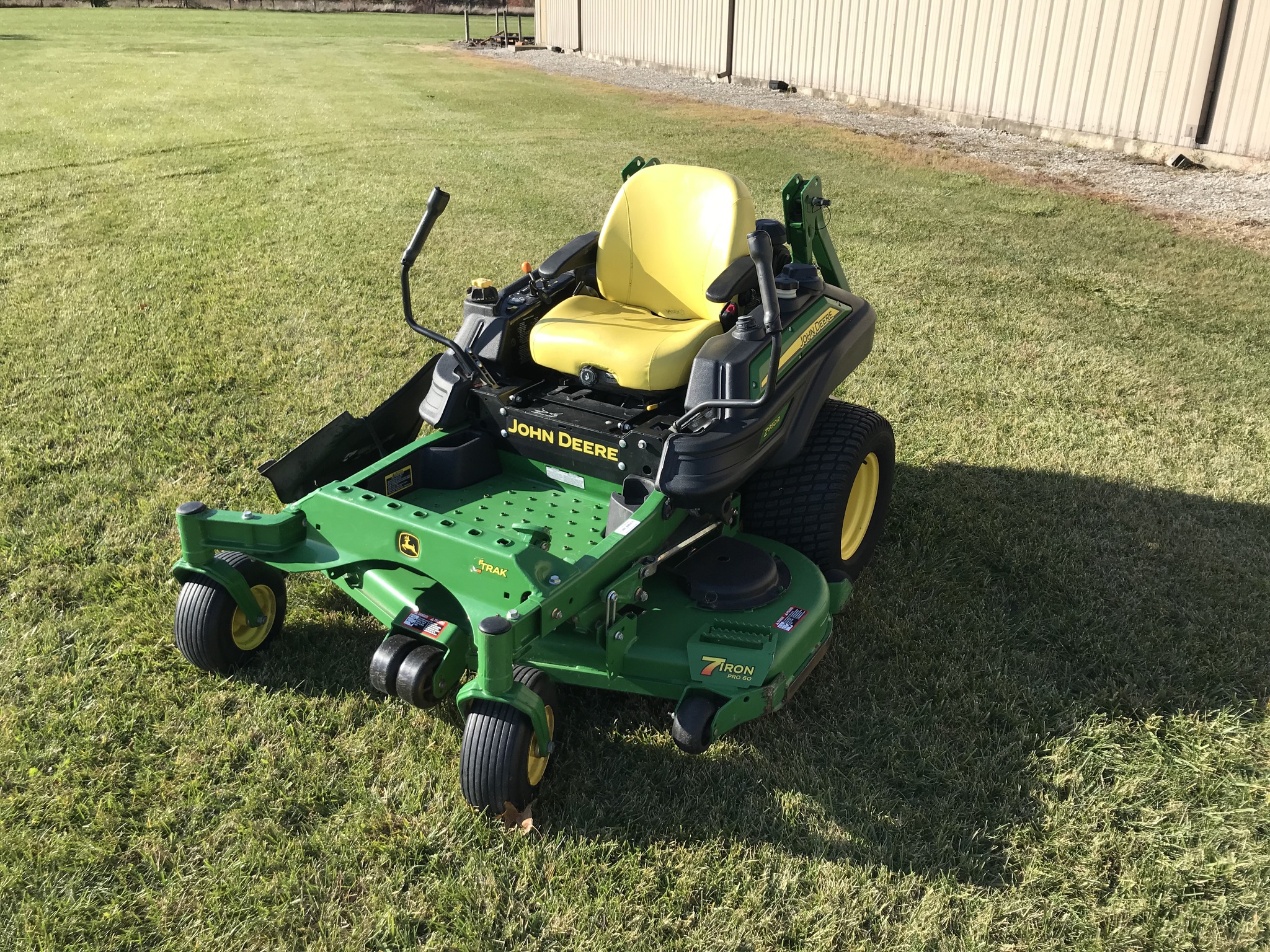 2013 John Deere Z950R Image 1