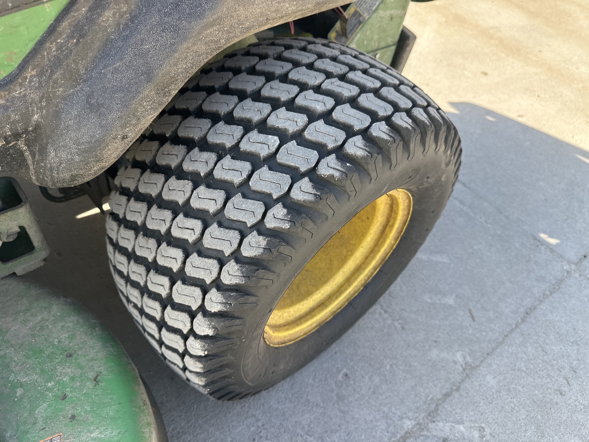 2023 John Deere Z950R Image 19