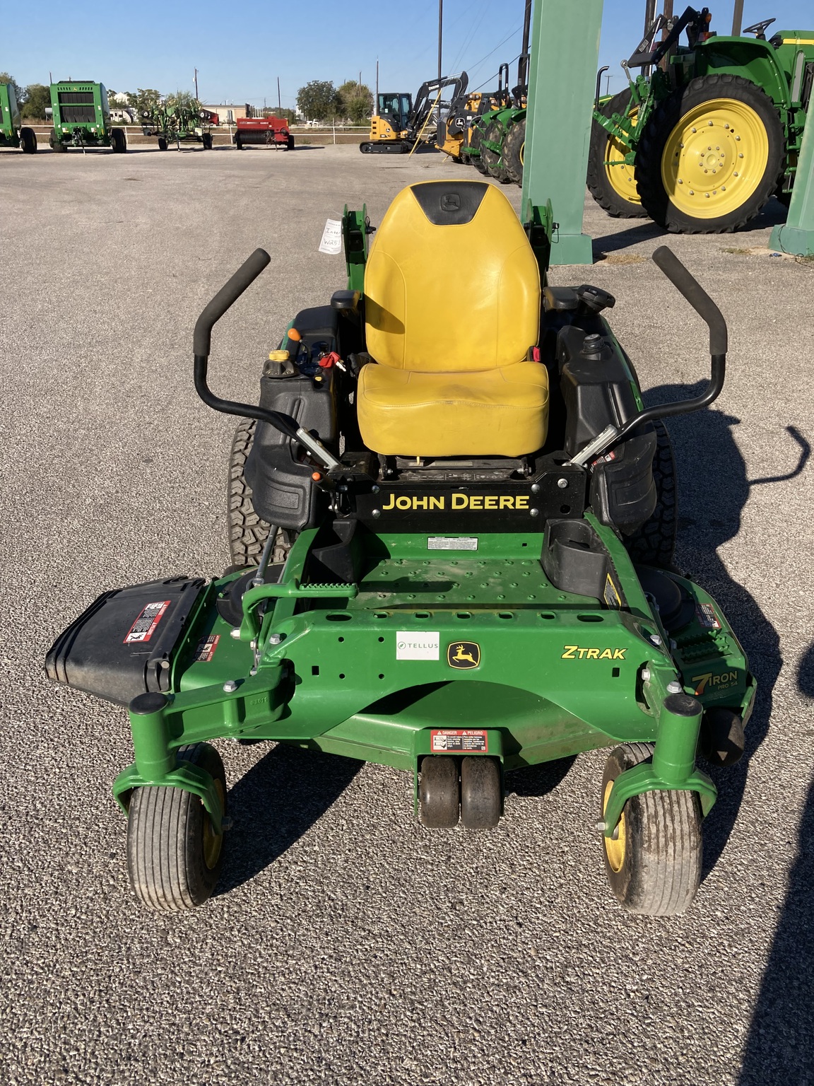 2021 John Deere Z920M Image 4