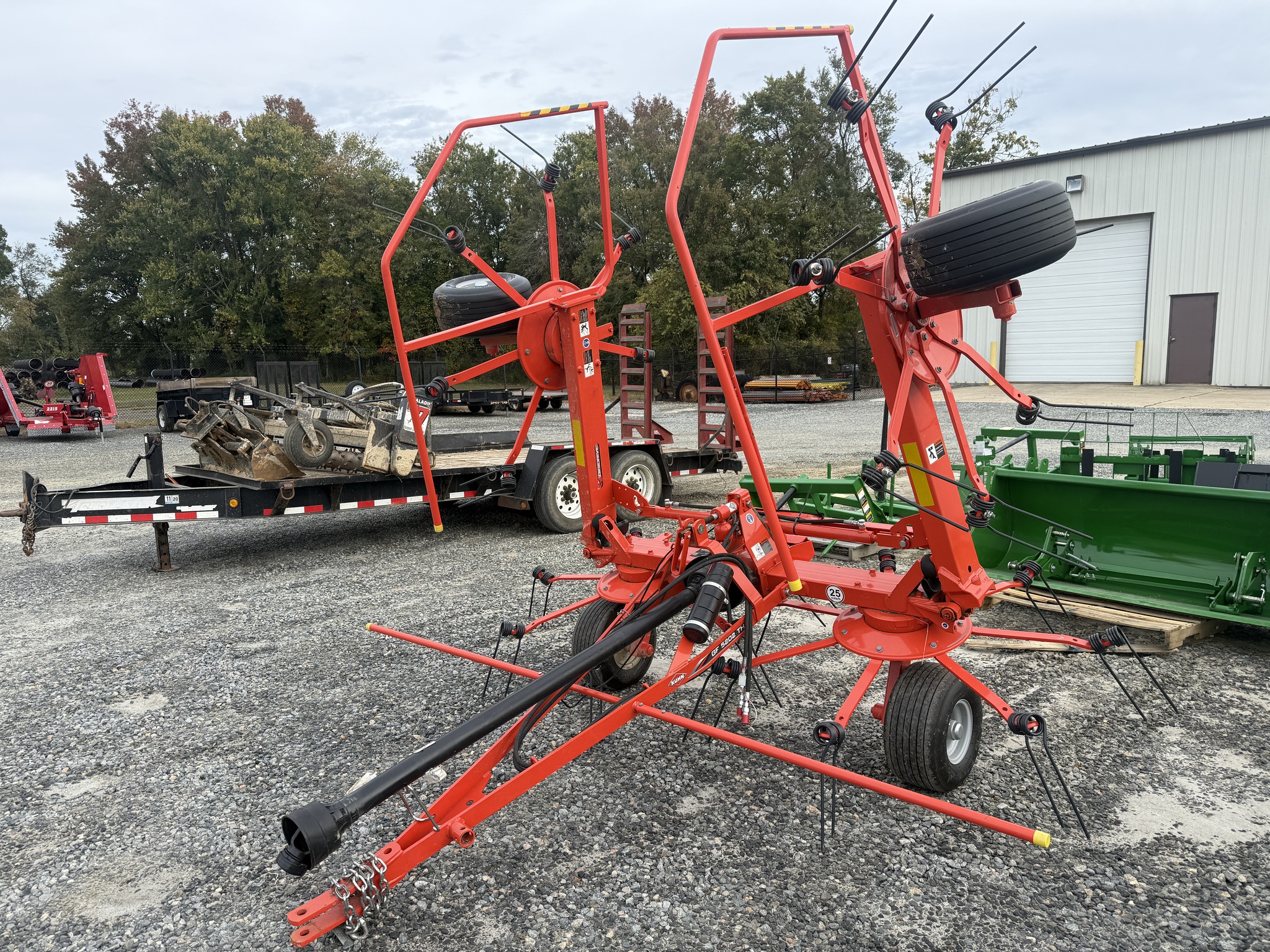 2023 Kuhn GF5202 Image 1