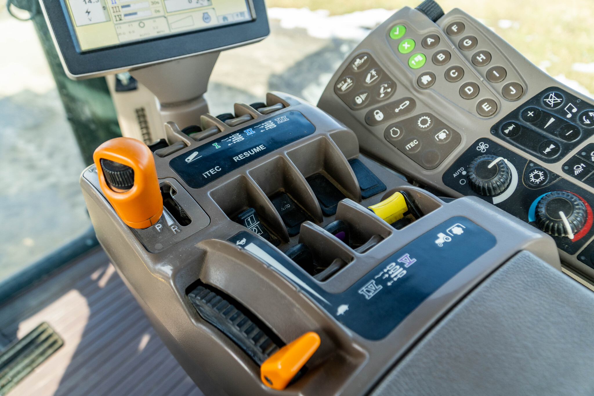 Used 2011 John Deere 8360RT Track Tractors at Koenig Equipment in Anna, OH - PhotoXL31