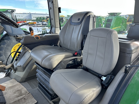 Used 2024 John Deere 7R 210 Row Crop Tractors at Horizon Ag & Turf in Lloydminster, AB - Photo7