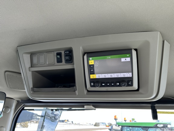 Used 2024 John Deere 7R 210 Row Crop Tractors at Horizon Ag & Turf in Lloydminster, AB - Photo8