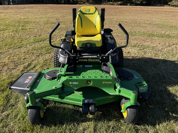 2025 John Deere Z950M - Photo8