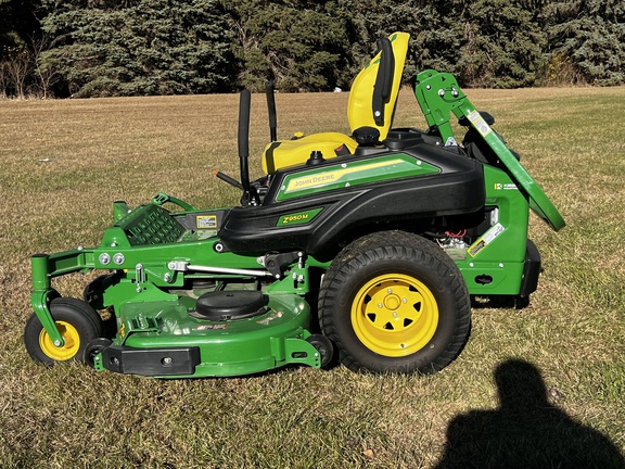 2025 John Deere Z950M - Photo6