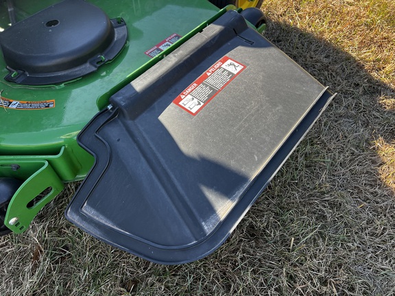 2025 John Deere Z950M - Photo15