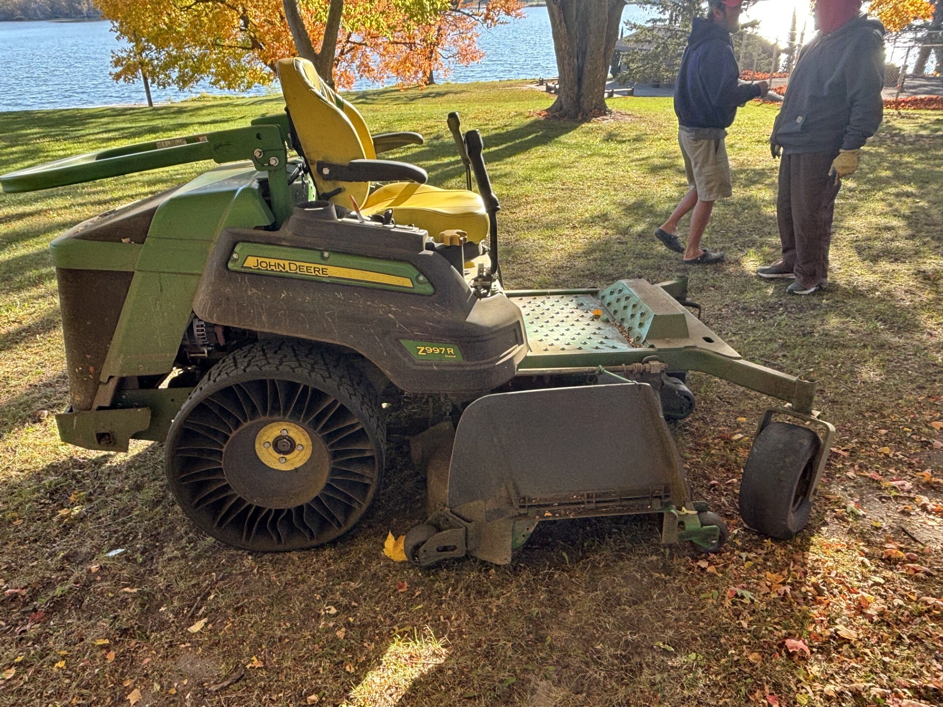 2024 John Deere Z997R Image 2