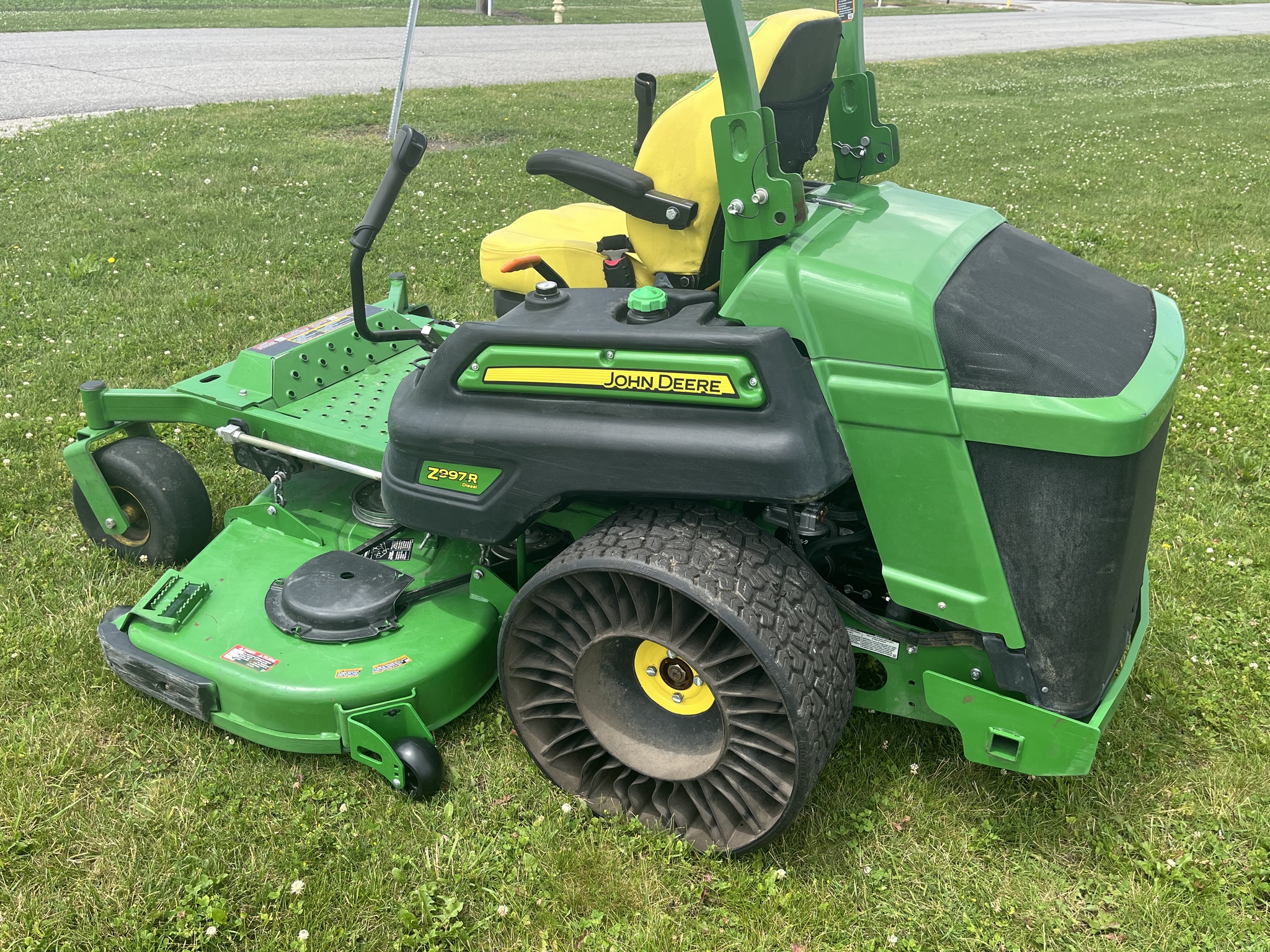 2024 John Deere Z997R Image 6