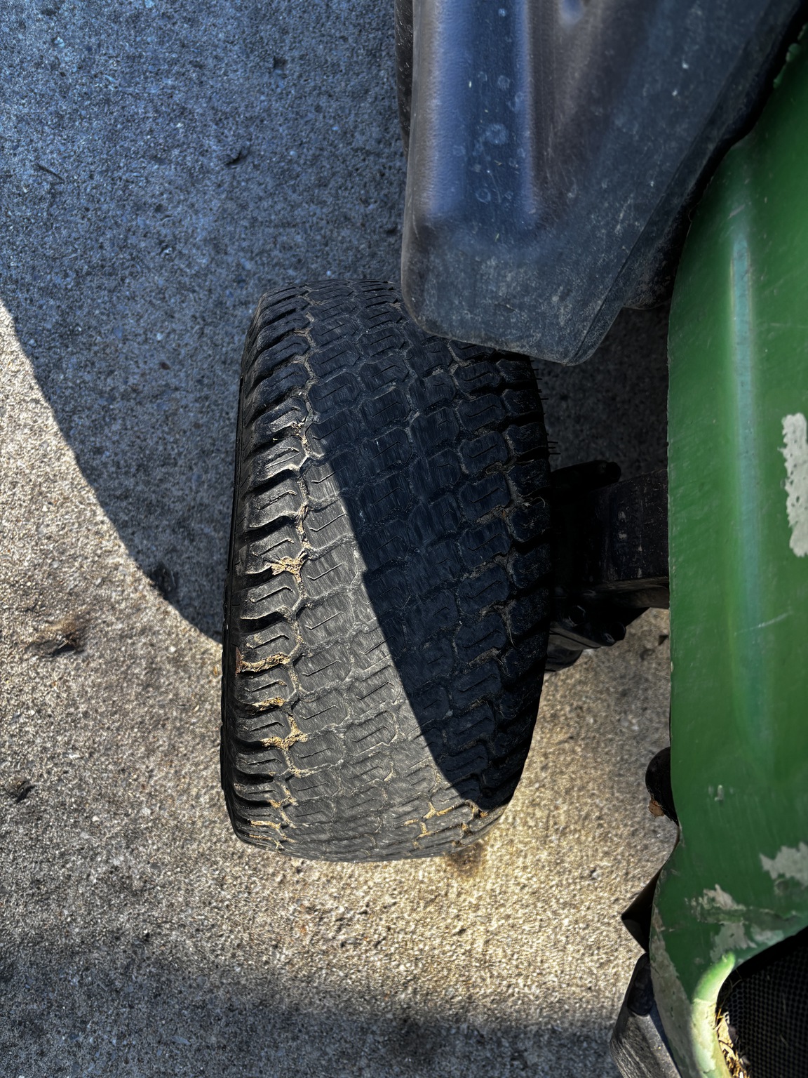 Used 2018 John Deere 1550 Commercial Front Mowers at Koenig Equipment in Richmond, IN - PhotoXL7