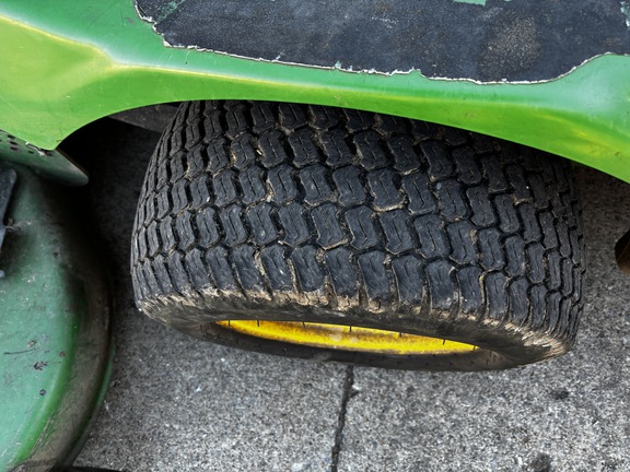 Used 2018 John Deere 1550 Commercial Front Mowers at Koenig Equipment in Richmond, IN - Photo8