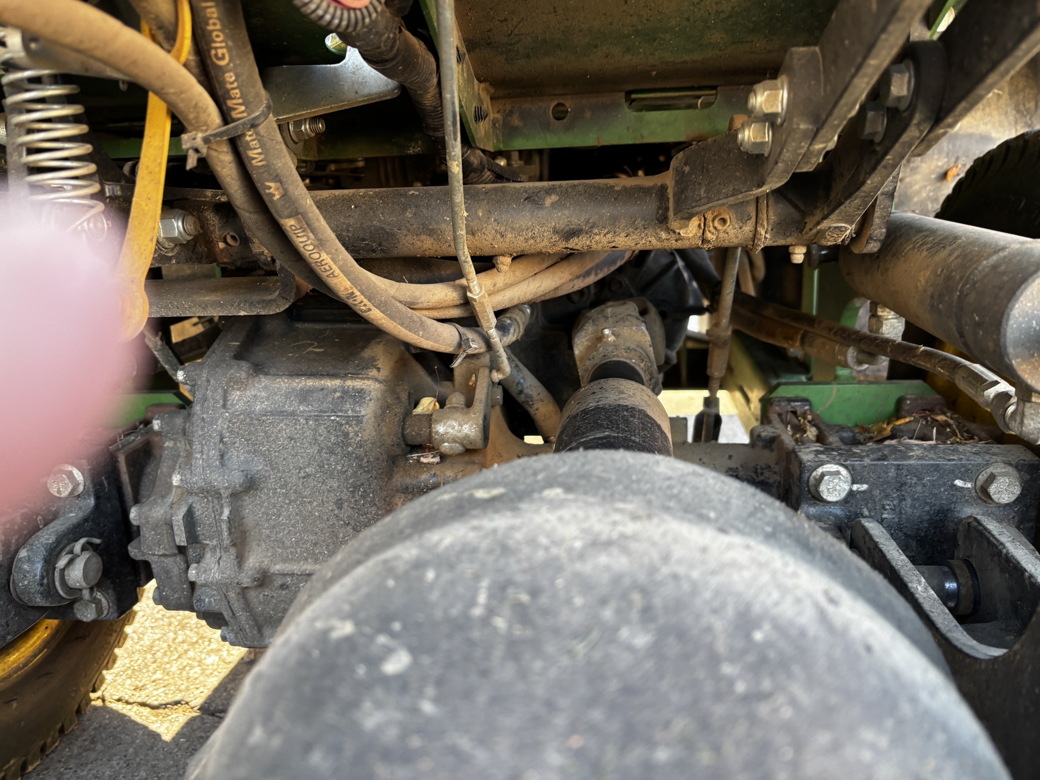 Used 2018 John Deere 1550 Commercial Front Mowers at Koenig Equipment in Richmond, IN - PhotoXL13