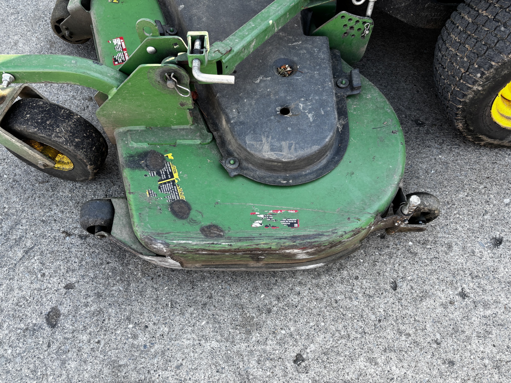 Used 2018 John Deere 1550 Commercial Front Mowers at Koenig Equipment in Richmond, IN - PhotoXL10