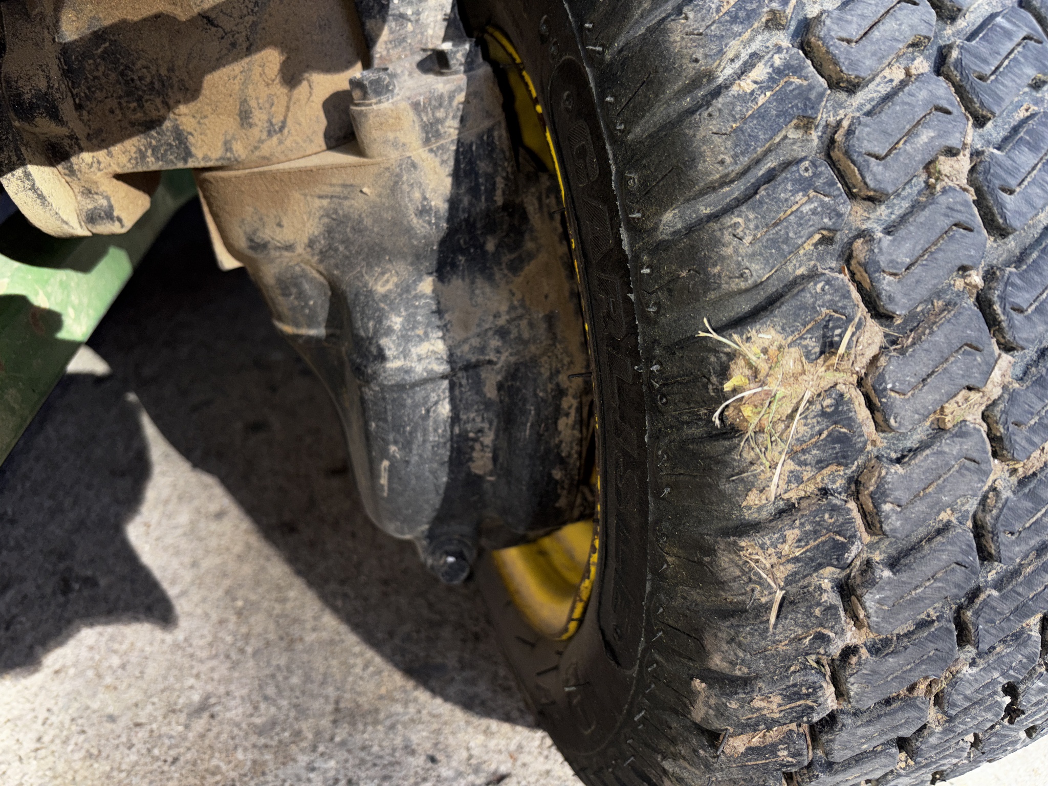 Used 2018 John Deere 1550 Commercial Front Mowers at Koenig Equipment in Richmond, IN - PhotoXL16