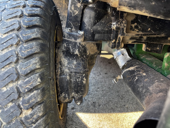 Used 2018 John Deere 1550 Commercial Front Mowers at Koenig Equipment in Richmond, IN - Photo17