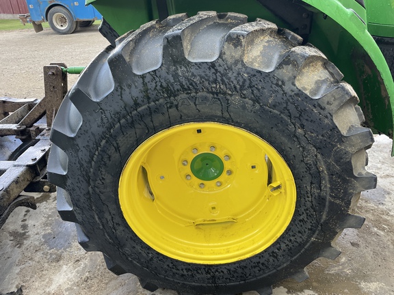 Photo of 2024 John Deere 4044M