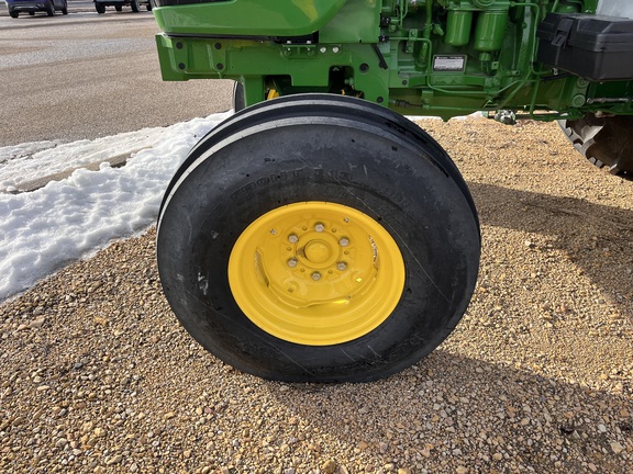 2025 John Deere 5050E - Photo10