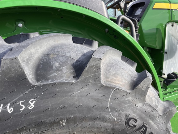 2025 John Deere 5050E - Photo16