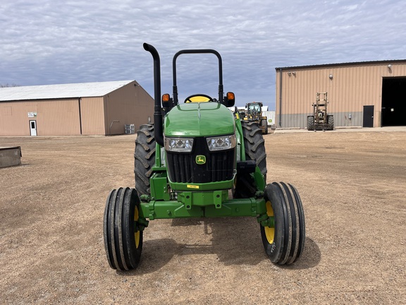 2025 John Deere 5050E - Photo3
