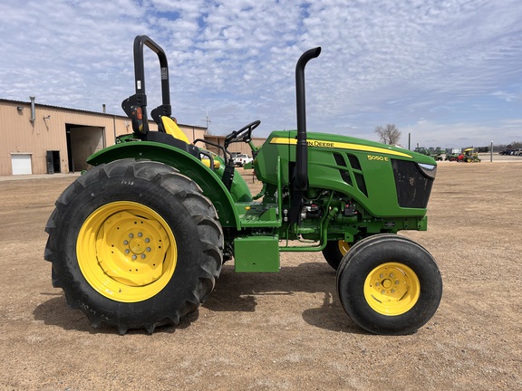 2025 John Deere 5050E - Photo5