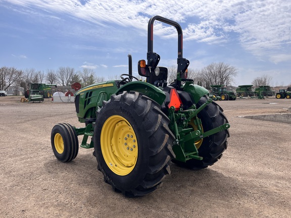2025 John Deere 5050E - Photo8