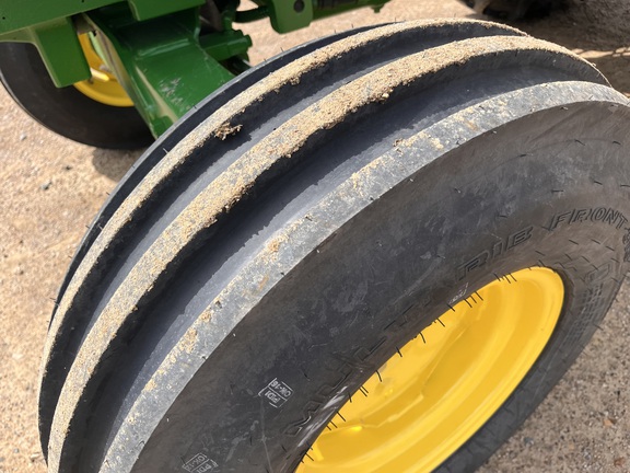 2025 John Deere 5050E - Photo12