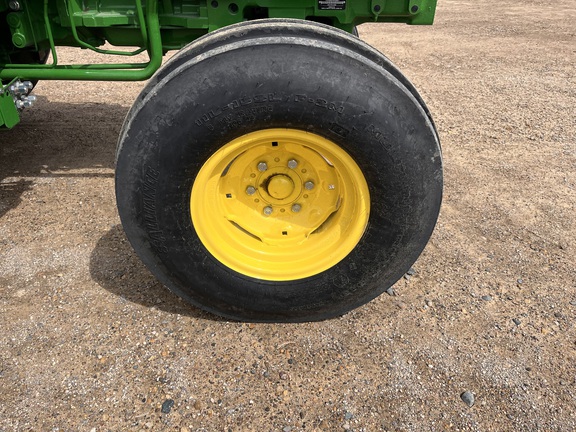 2025 John Deere 5050E - Photo13