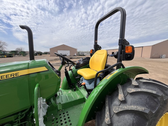 2025 John Deere 5050E - Photo30