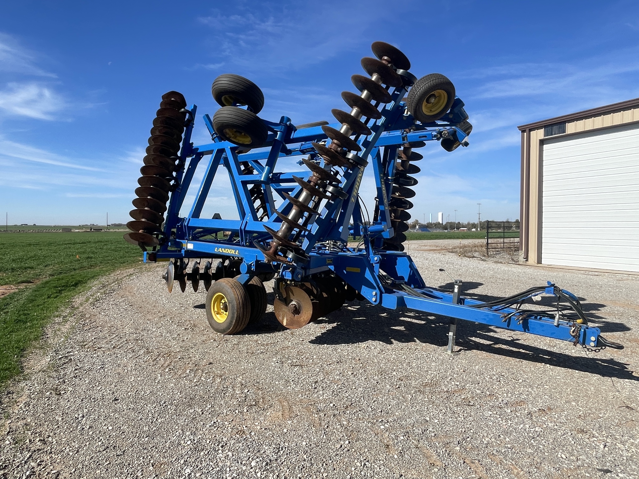 2014 Landoll 6230-29 Image 3