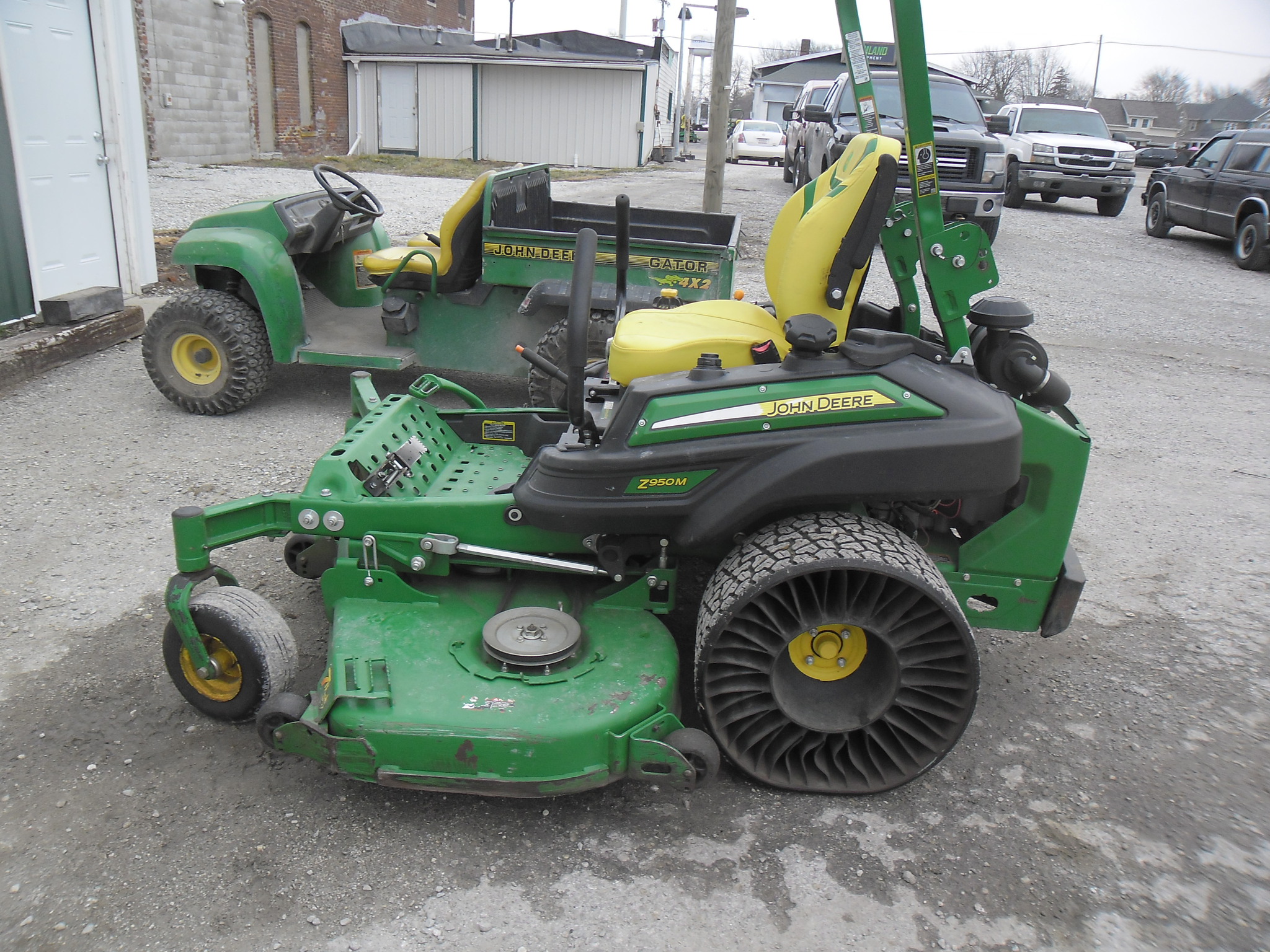 2022 John Deere Z950M Image 6