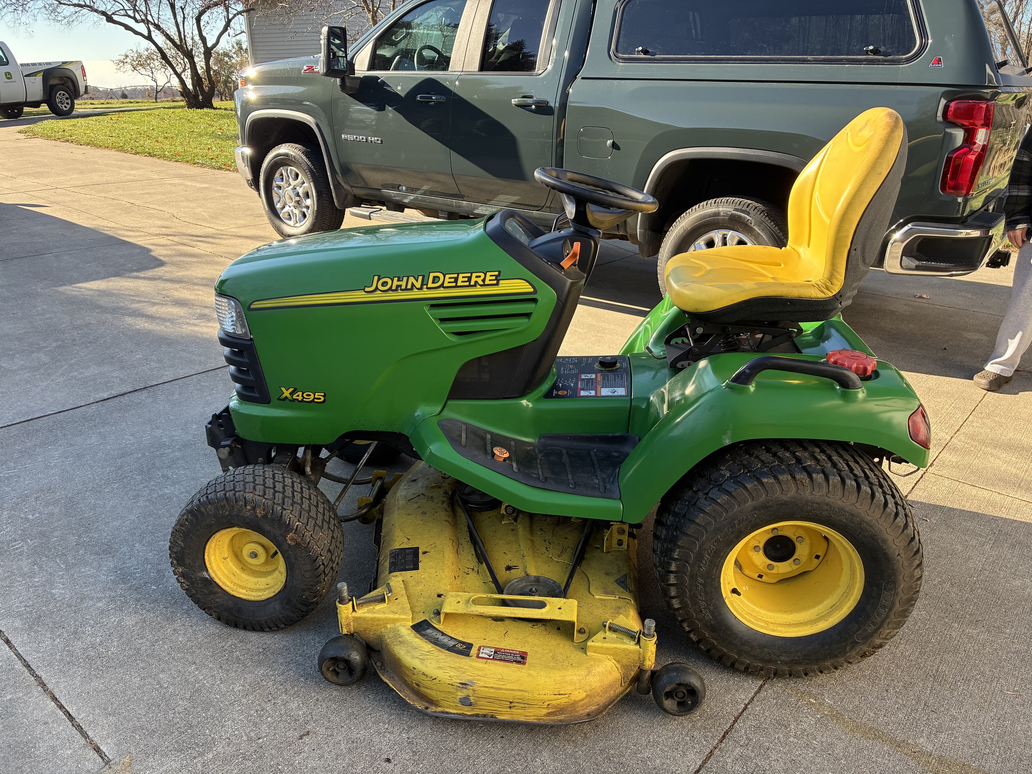 2002 John Deere X495 Image 4