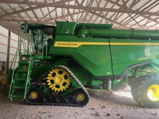 2022 John Deere X9 1000 Image 1