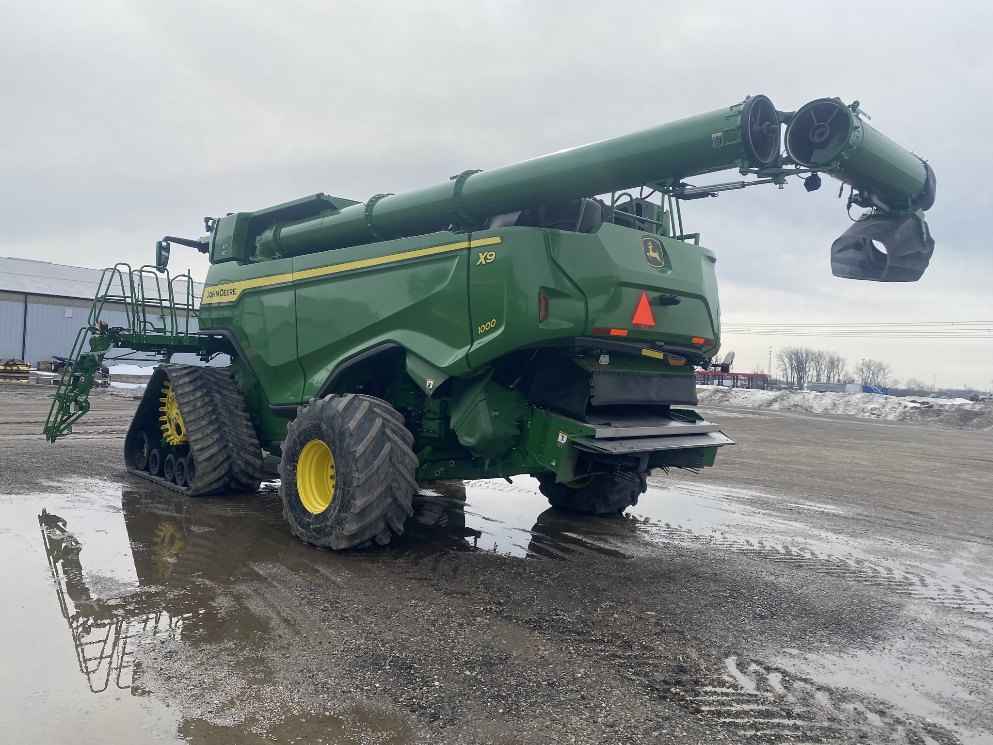 2022 John Deere X9 1000 Image 2