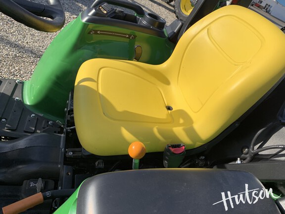 Photo of 2025 John Deere 3032E