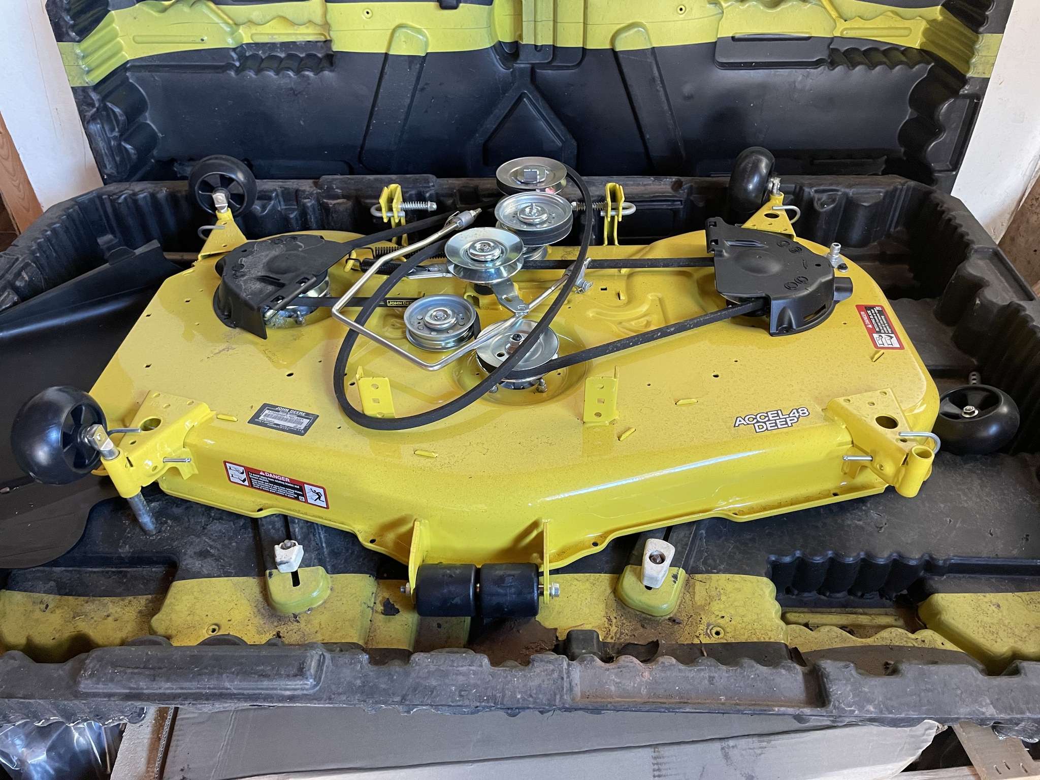 2020 John Deere 48 IN. MOWER DECK Image 1