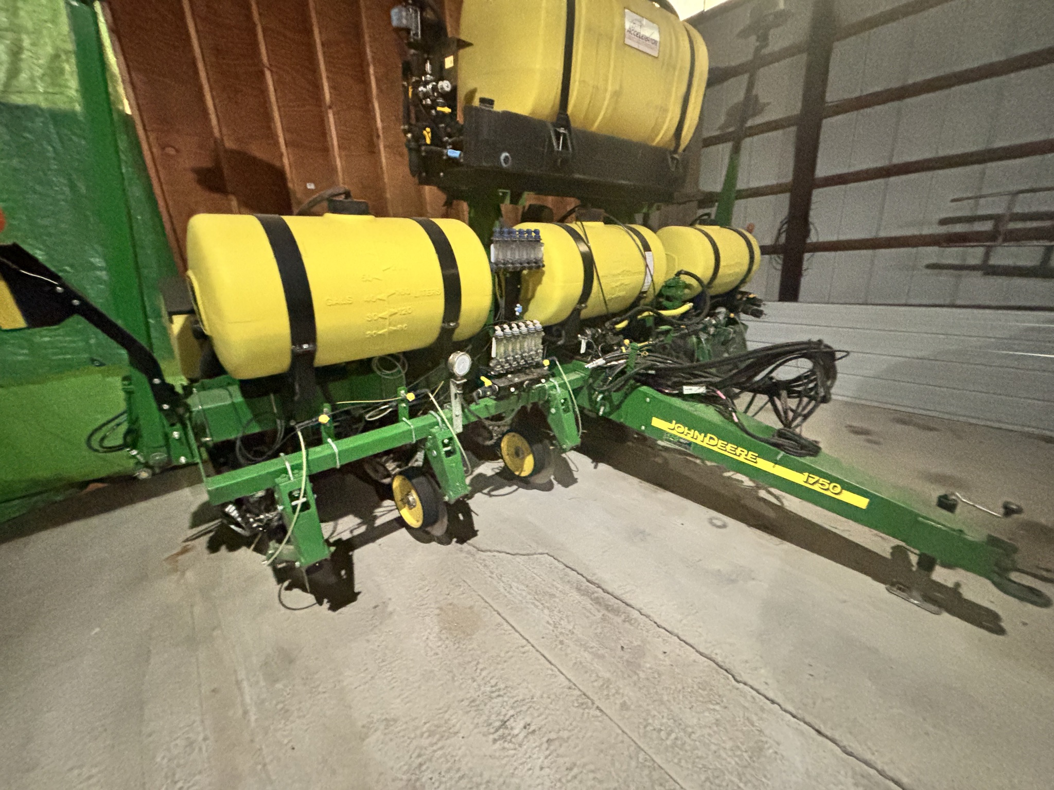 2014 John Deere 1750 Image 1