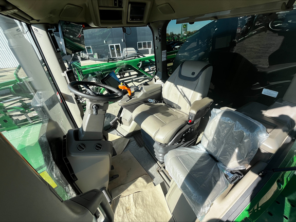2025 John Deere 616R