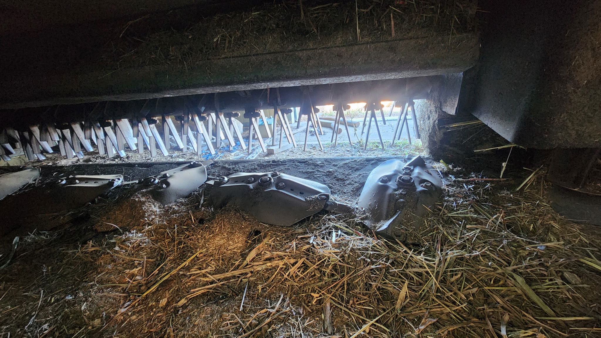 2006 John Deere 946 Image 3