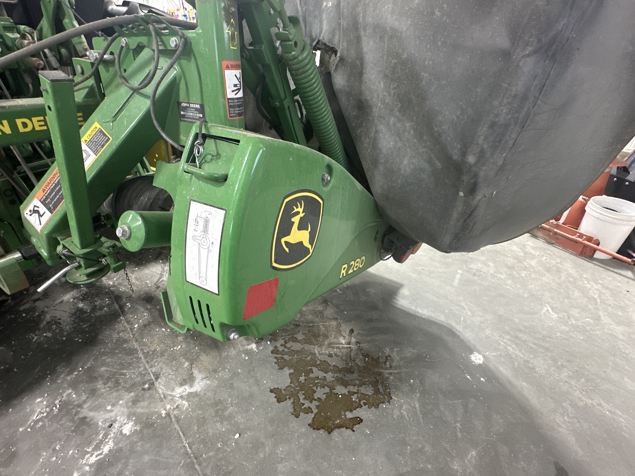 2023 John Deere R280 Image 4