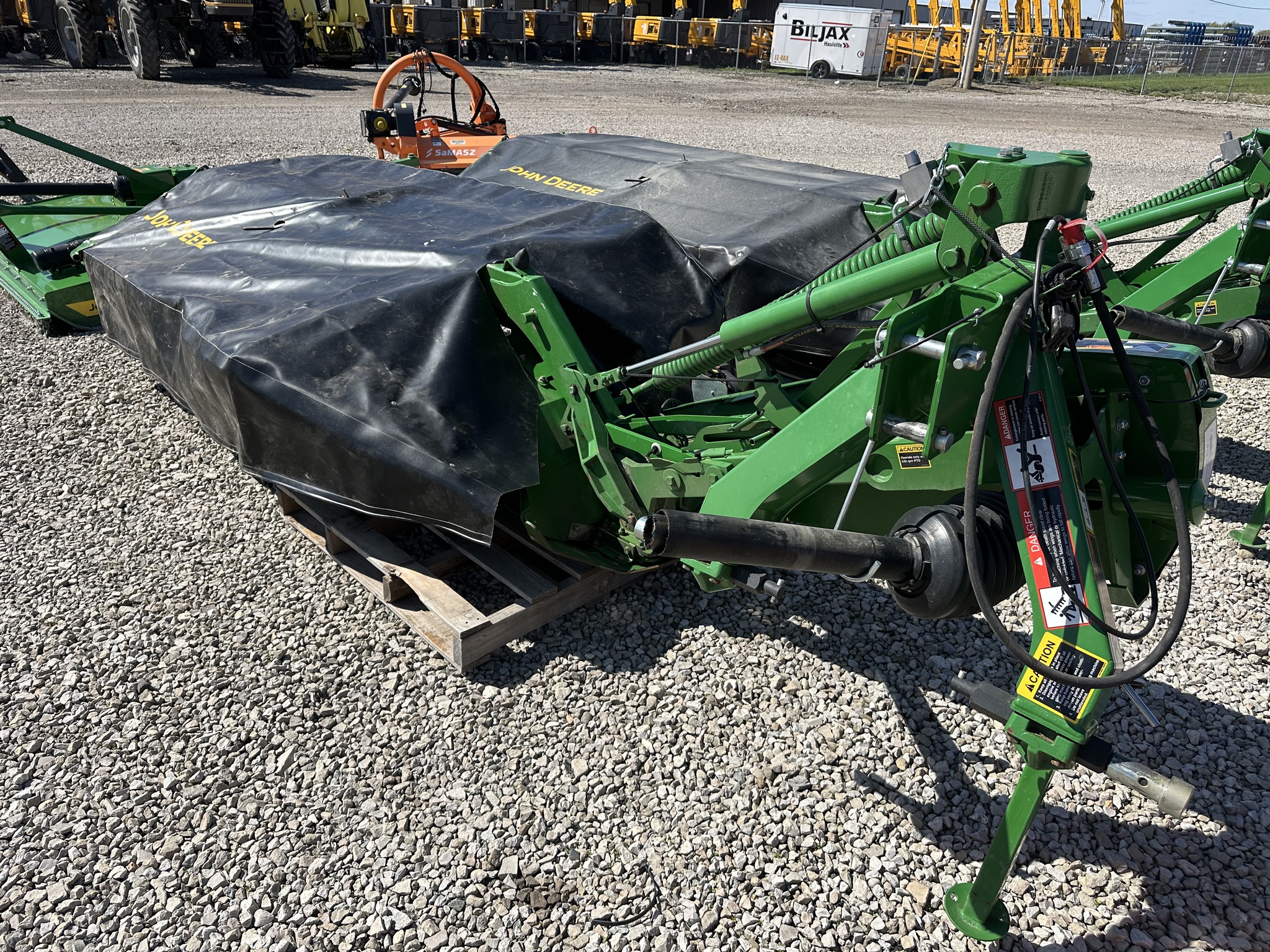 2023 John Deere R280 Image 2