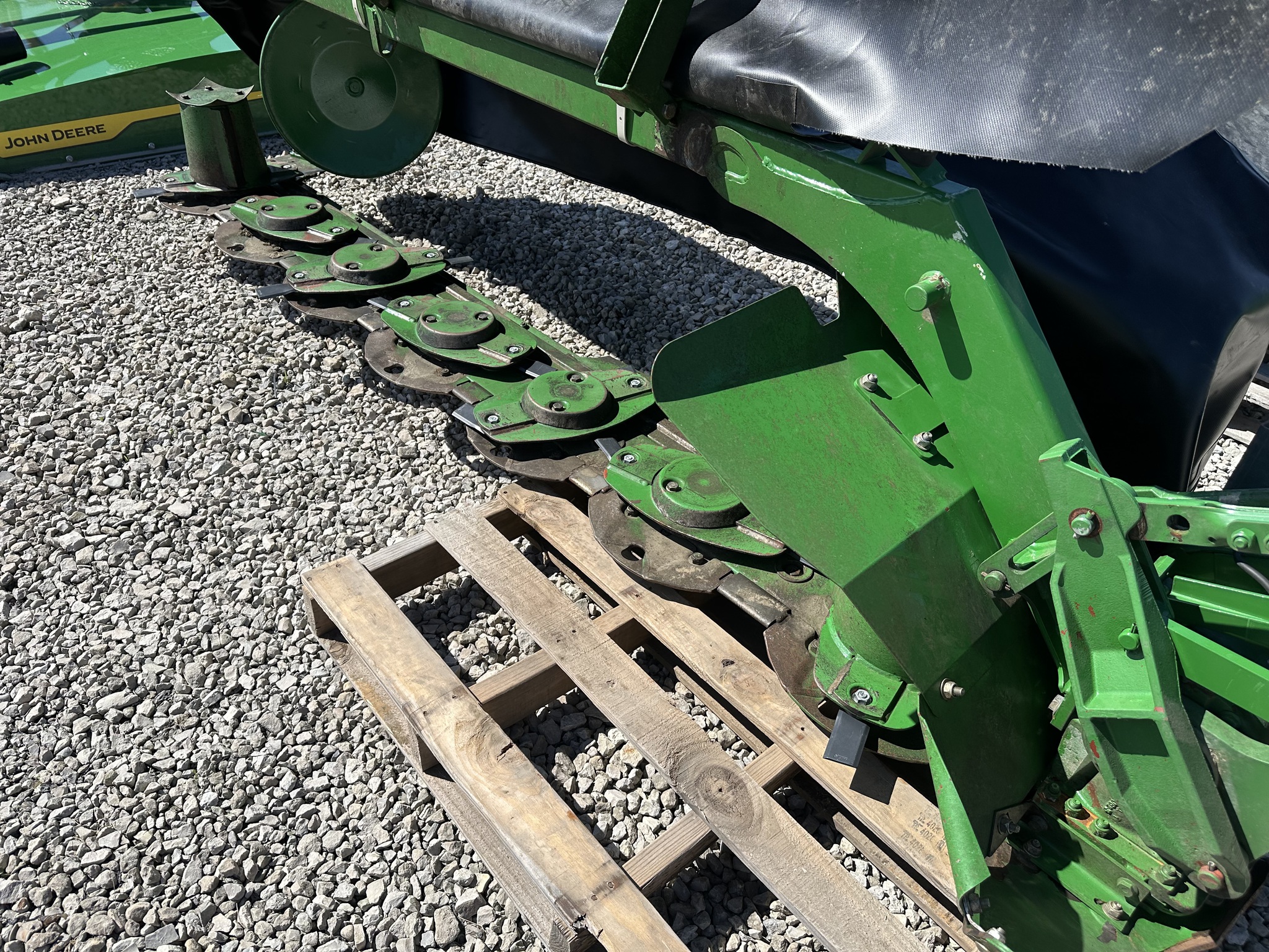 2023 John Deere R280 Image 9