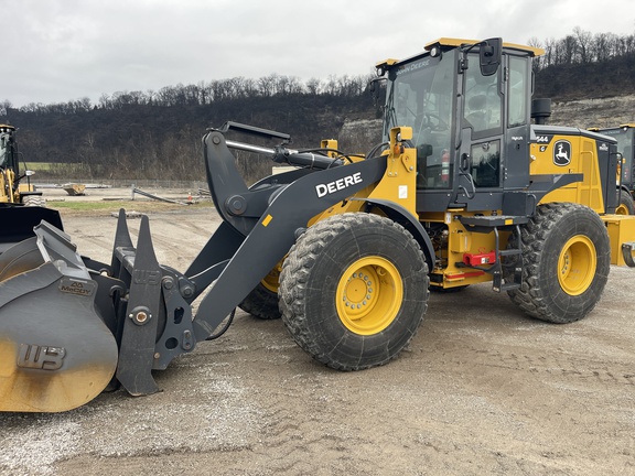 Photo of a  John Deere 544 G