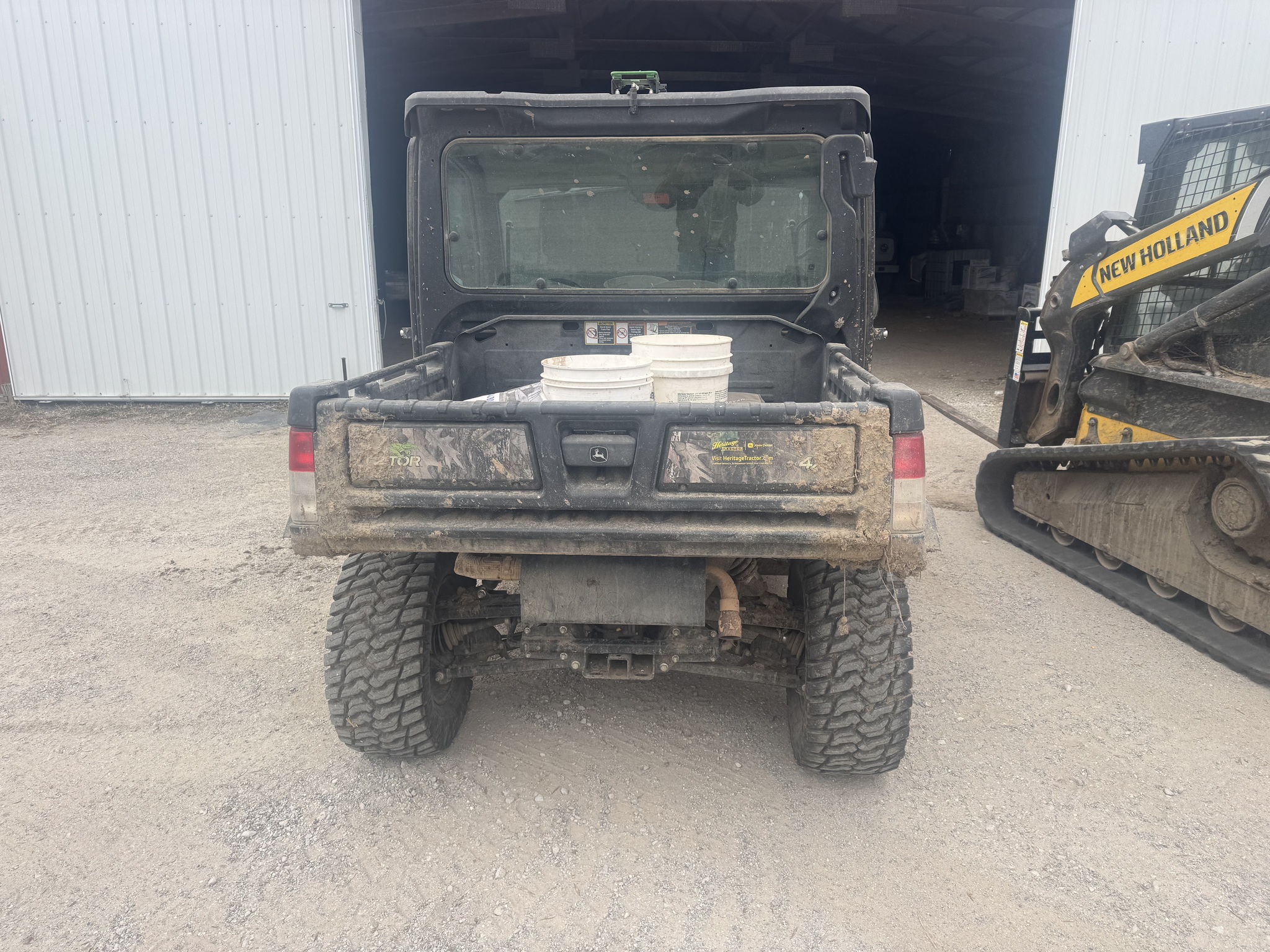  2023 John Deere XUV 835M at Heritage Tractor in Joplin, MO