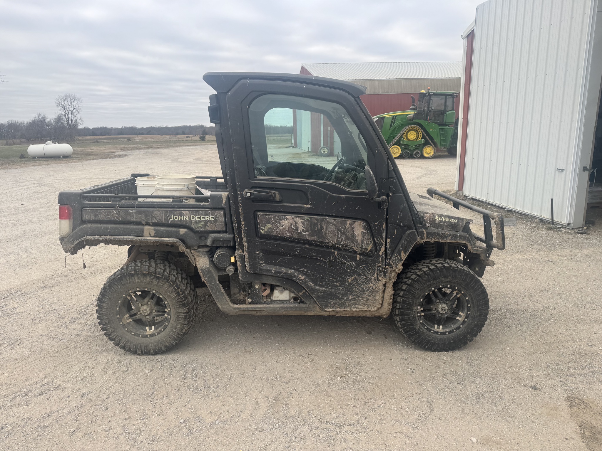  2023 John Deere XUV 835M at Heritage Tractor in Joplin, MO